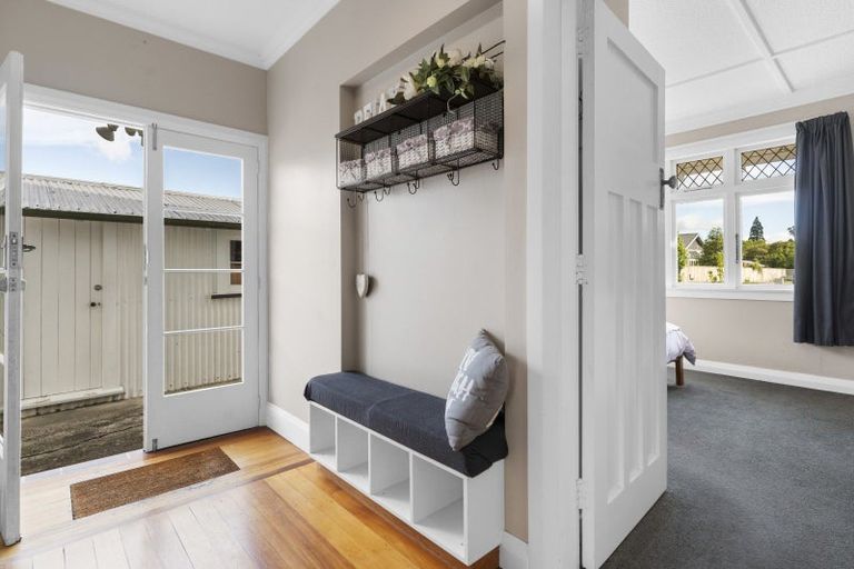 Photo of property in 1 College Street, Masterton, 5810