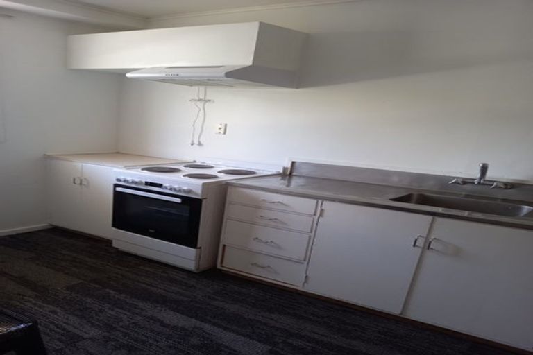 Photo of property in 19 Barber Grove, Moera, Lower Hutt, 5010