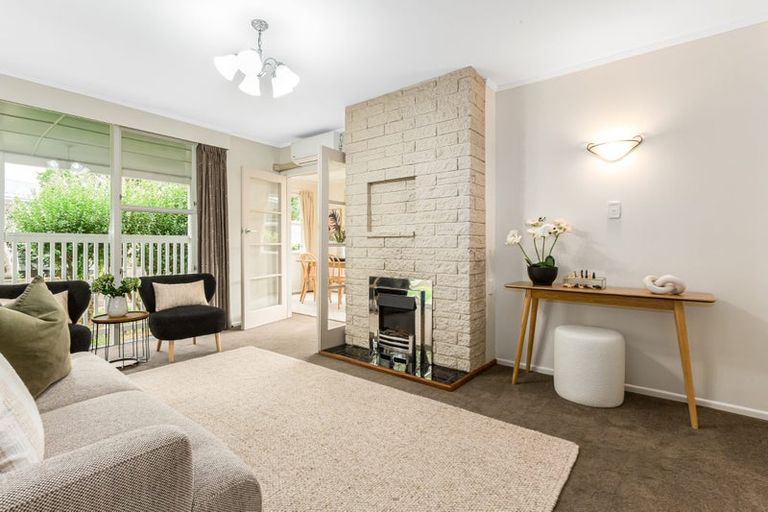 Photo of property in 36 Silverbirch Grove, Churton Park, Wellington, 6037