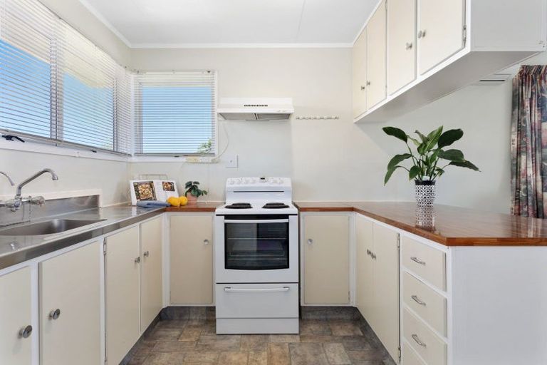 Photo of property in 15b Farnworth Crescent, Whakatane, 3120
