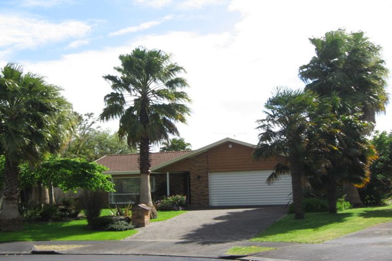 Photo of property in 15 Taka Street, Takanini, 2112