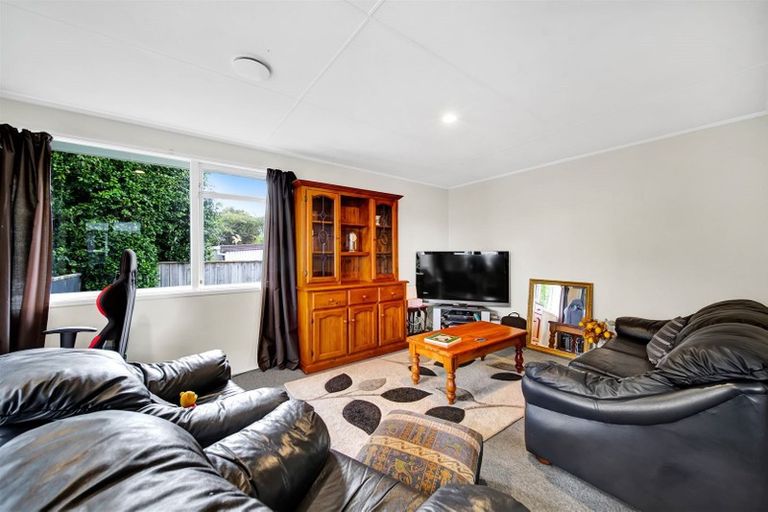 Photo of property in 58 Murray Avenue, Hawera, 4610