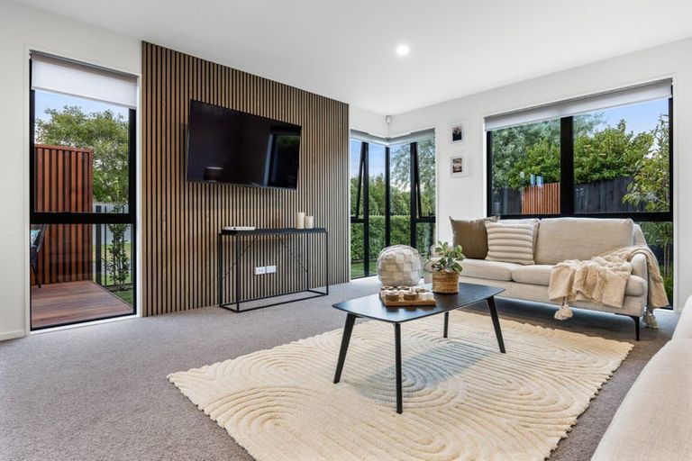 Photo of property in 16 Coupling Close, Prebbleton, 7604