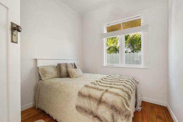Photo of property in 802 Pollen Street, Thames, 3500