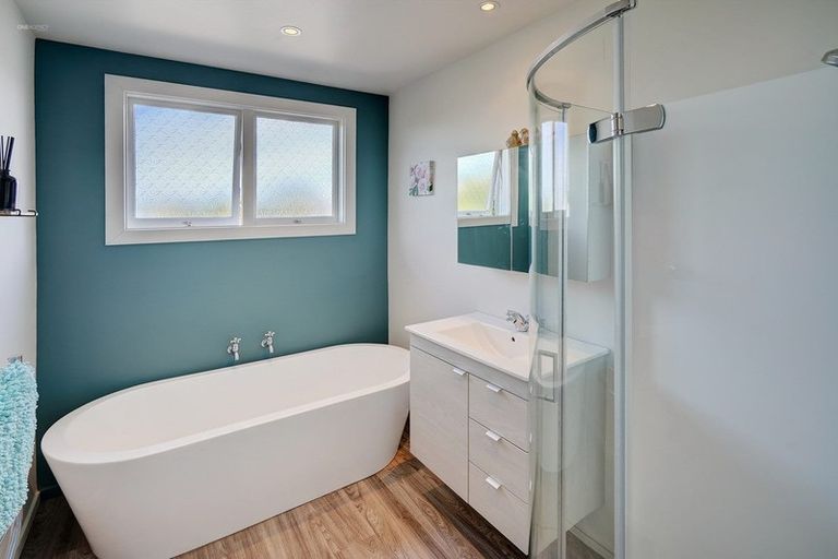 Photo of property in 3 Fraser Place, Rangiora, 7400