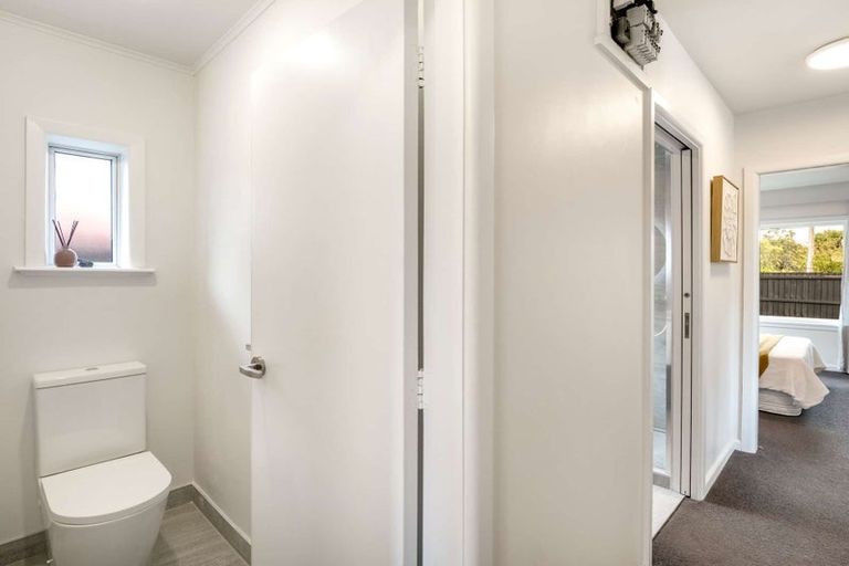 Photo of property in 94 Avondale Road, Avondale, Christchurch, 8061