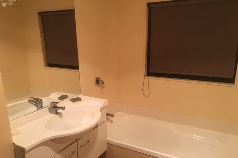 Photo of property in 13/8 Margan Avenue, New Lynn, Auckland, 0600