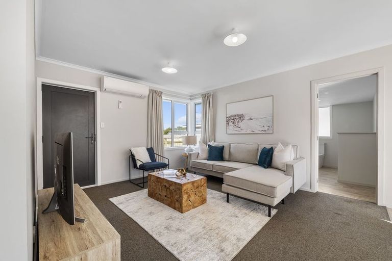 Photo of property in 30 Ihaia Road, Opunake, 4616