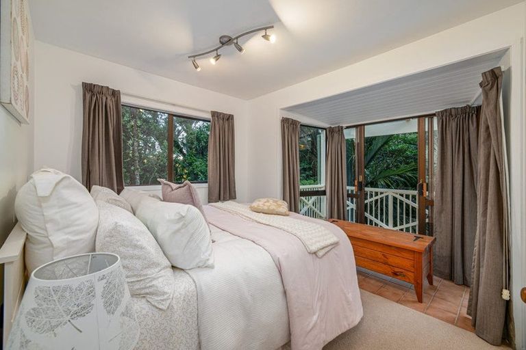 Photo of property in 576c South Titirangi Road, Titirangi, Auckland, 0604