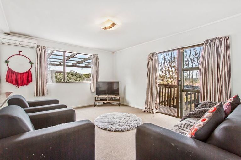 Photo of property in 2/63 John Walker Drive, Manurewa, Auckland, 2102
