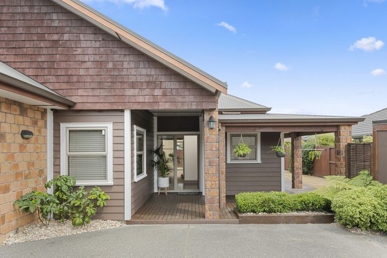 Photo of property in 23 Putaka Place, Papamoa Beach, Papamoa, 3118