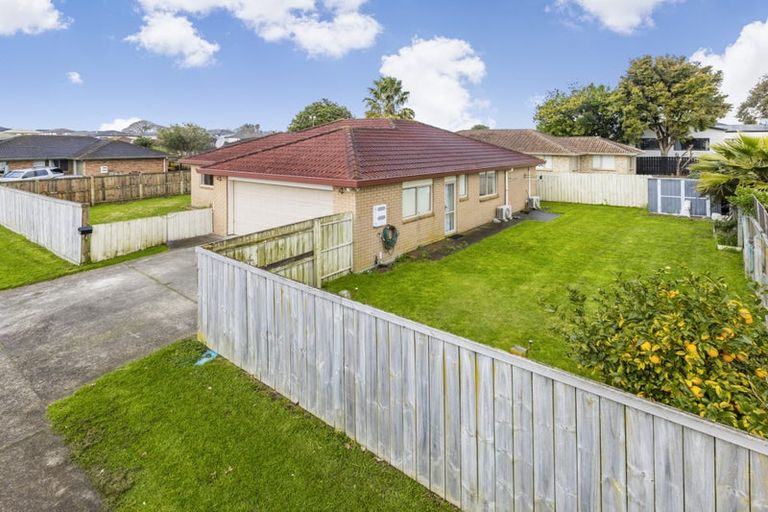 Photo of property in 7 Scotts Field Drive, Takanini, 2112