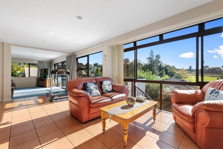 Photo of property in 14 Waikareao Way, Brookfield, Tauranga, 3110