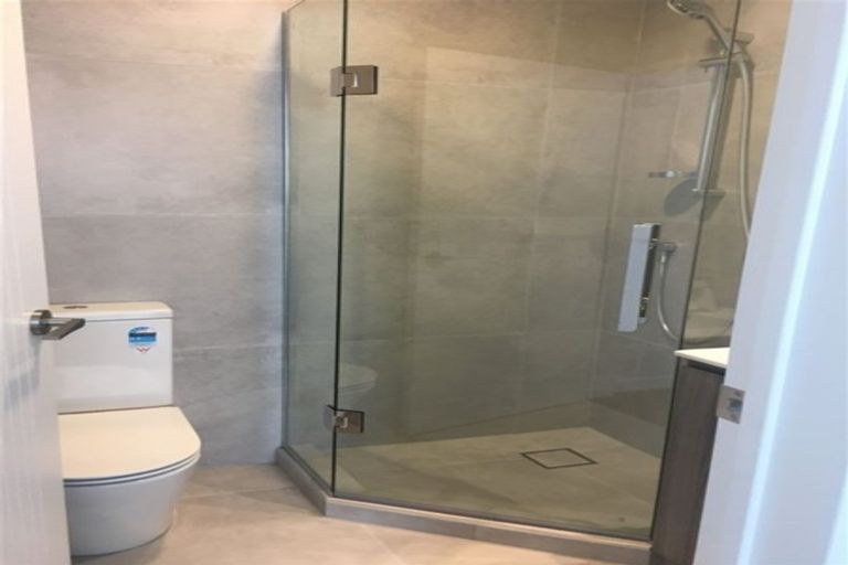 Photo of property in 4 Meritage Lane, Te Atatu South, Auckland, 0610