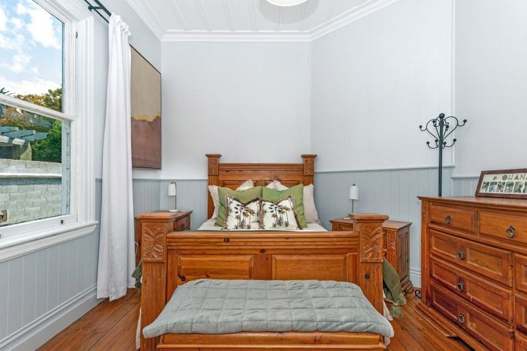 Photo of property in 2 Carnarvon Street, Gisborne, 4010