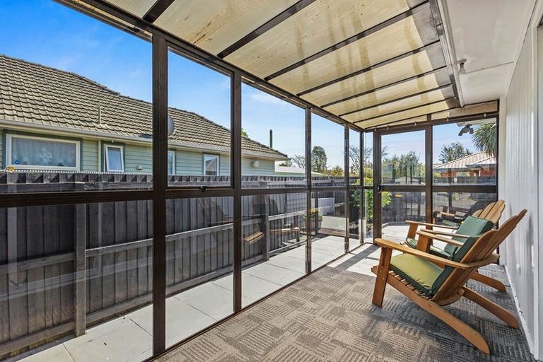 Photo of property in 61 Dunedin Street, Redwood, Christchurch, 8051