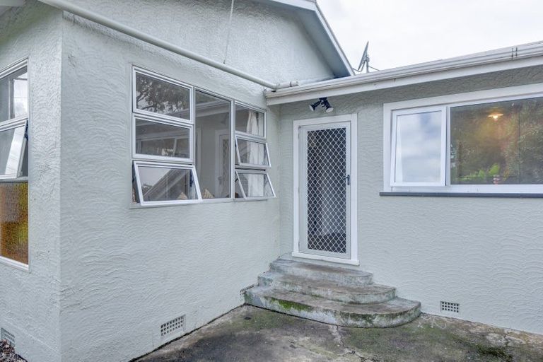 Photo of property in 11 Nikau Street, Tawhero, Whanganui, 4501