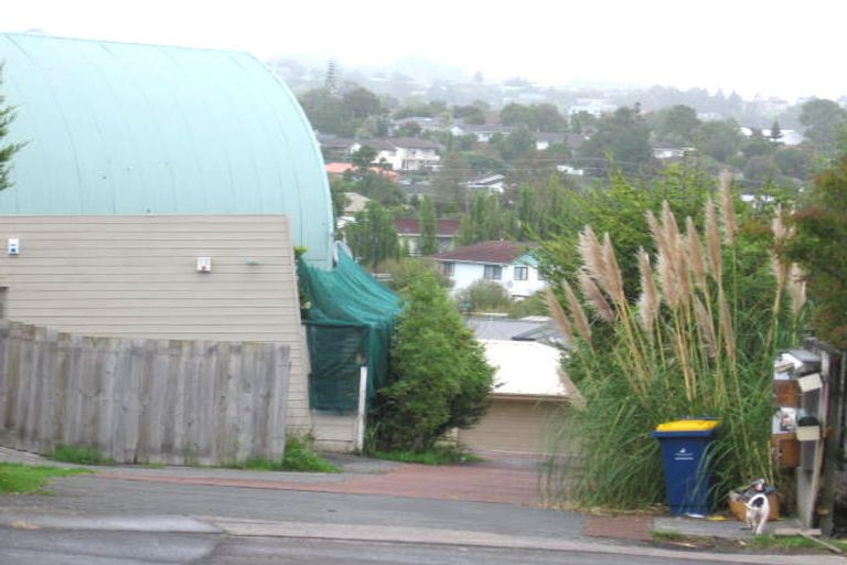 Photo of property in 324c West Coast Road, Glen Eden, Auckland, 0602
