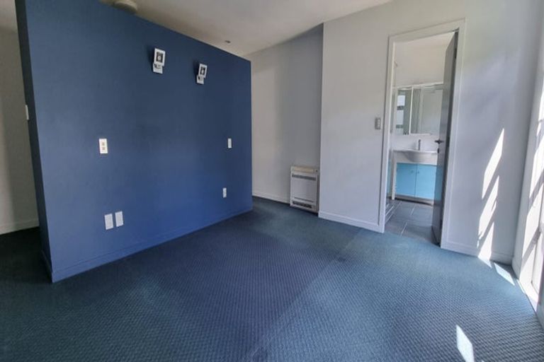Photo of property in 87a Joseph Banks Drive, Whitby, Porirua, 5024