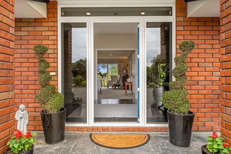 Photo of property in 20 Teviotview Place, Amberley, 7410