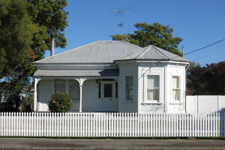 Photo of property in 75 Lincoln Road, Masterton, 5810