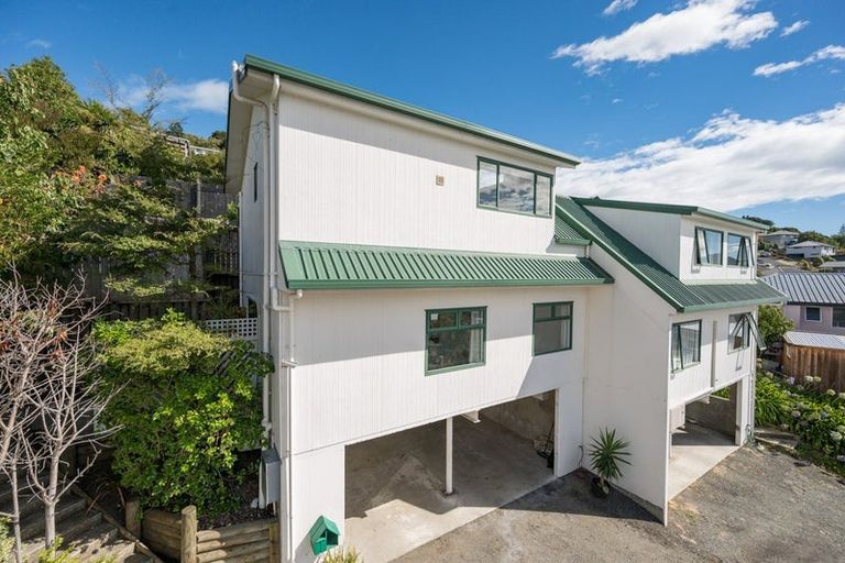 Photo of property in 16 Saint Ann Place, Toi Toi, Nelson, 7010