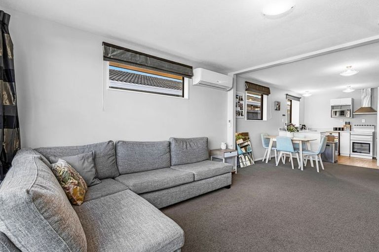 Photo of property in 6b Rolfe Place, Bishopdale, Christchurch, 8053