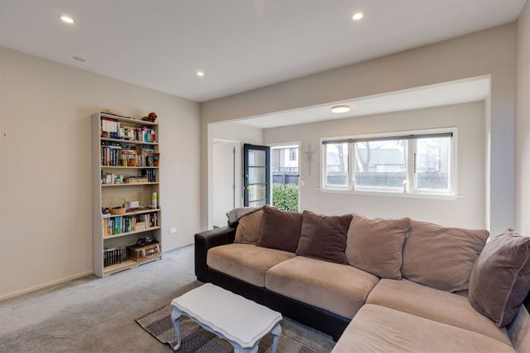 Photo of property in 90 Poulson Street, Addington, Christchurch, 8024