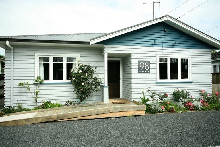 Photo of property in 98 Rifle Range Road, Dinsdale, Hamilton, 3204