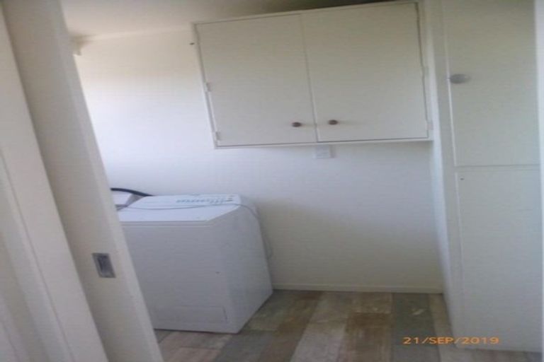 Photo of property in 7 Kemp Road, Massey, Auckland, 0614