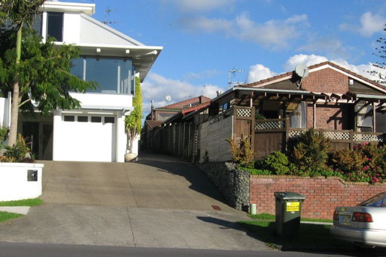 Photo of property in 10 Takutai Avenue, Bucklands Beach, Auckland, 2012