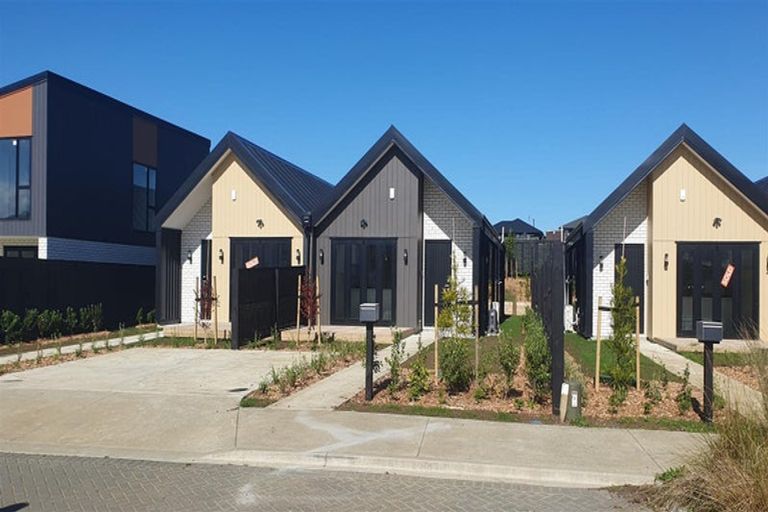 Photo of property in 11 Waikaha Street, Pokeno, 2472