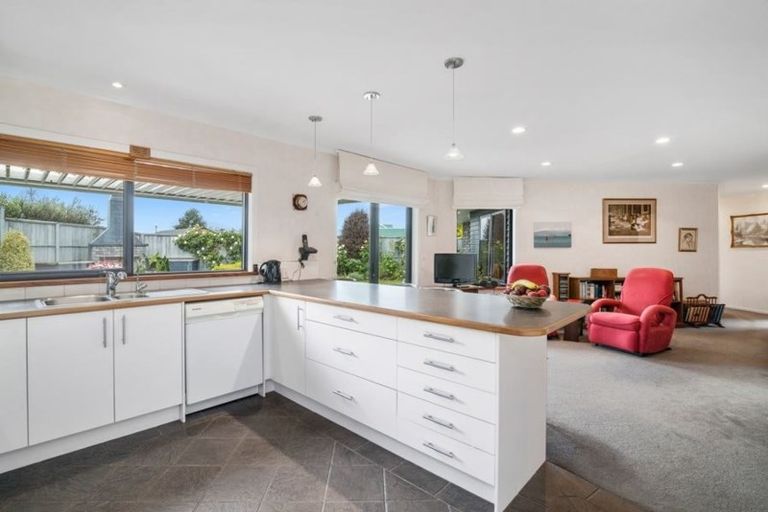 Photo of property in 5 Scott Drive, Nukuhau, Taupo, 3330