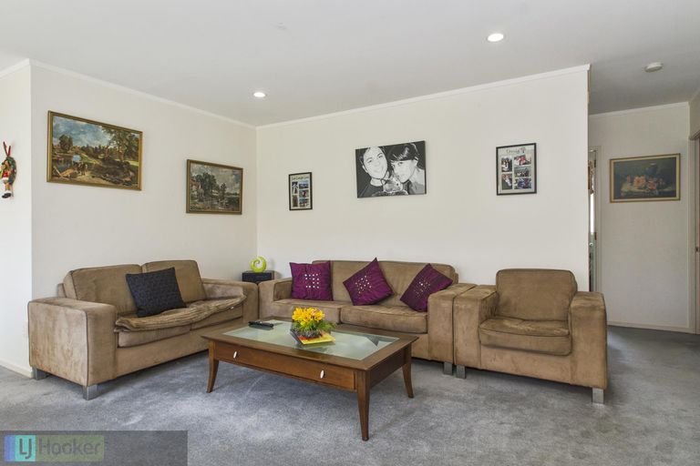 Photo of property in 1/47 Great South Road, Manurewa, Auckland, 2102