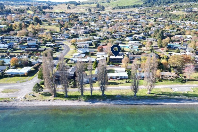 Photo of property in 6 Keitha Place, Kinloch, Taupo, 3377