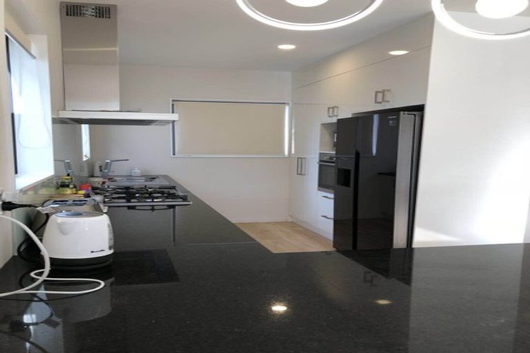 Photo of property in 30 Toanui Road, Hobsonville, Auckland, 0616