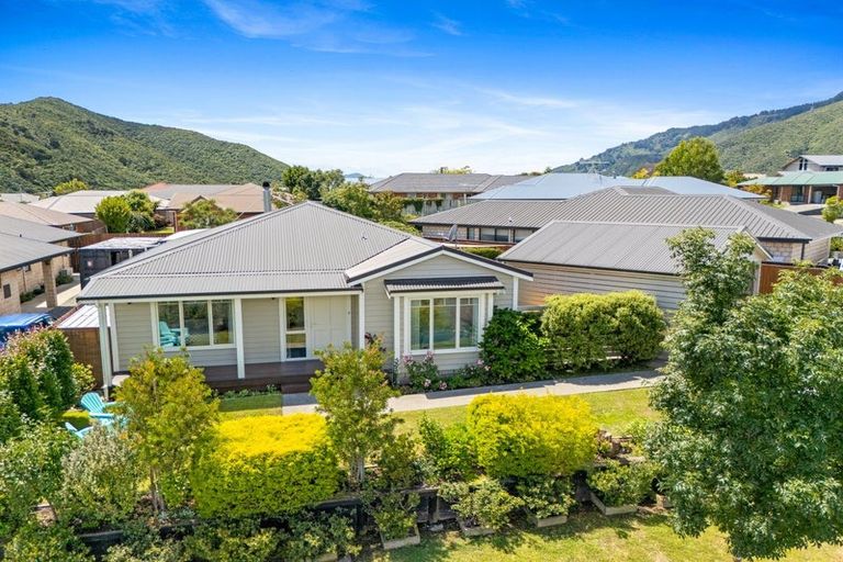 Photo of property in 19a Admiralty Place, Waikawa, Picton, 7220