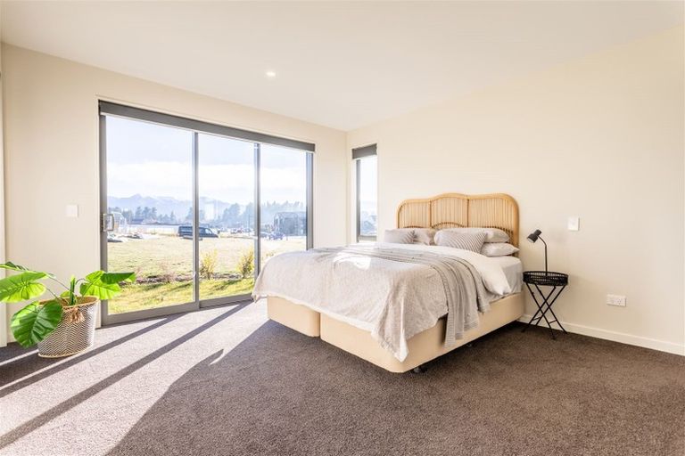 Photo of property in 49 Mount Linton Avenue, Wanaka, 9305