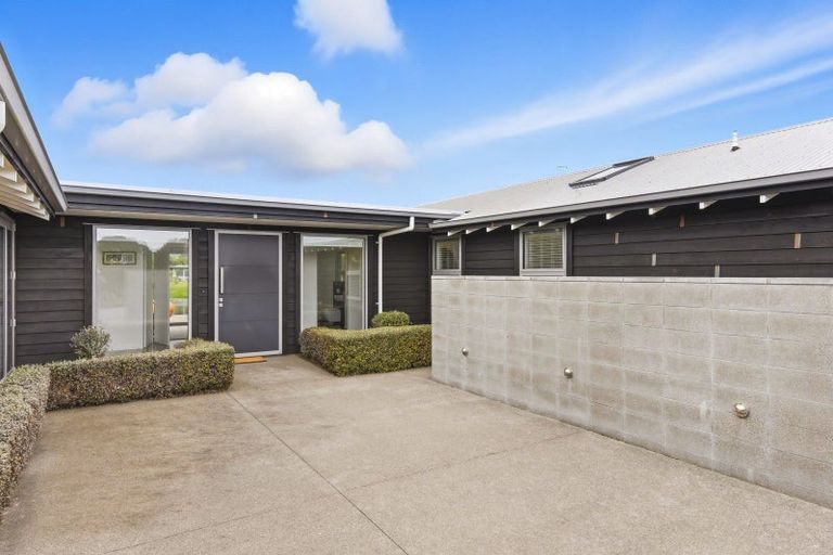 Photo of property in 34 Pairuku Lane, Peka Peka, Waikanae, 5391