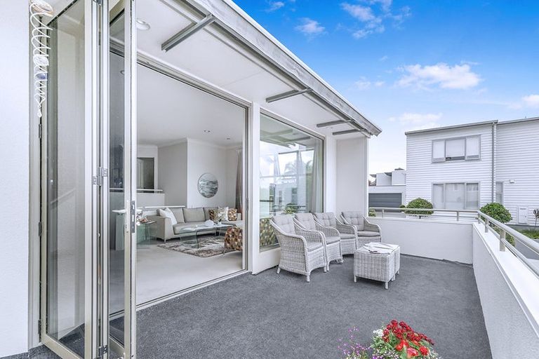 Photo of property in 75a Lake Domain Drive, Frankton, Hamilton, 3204