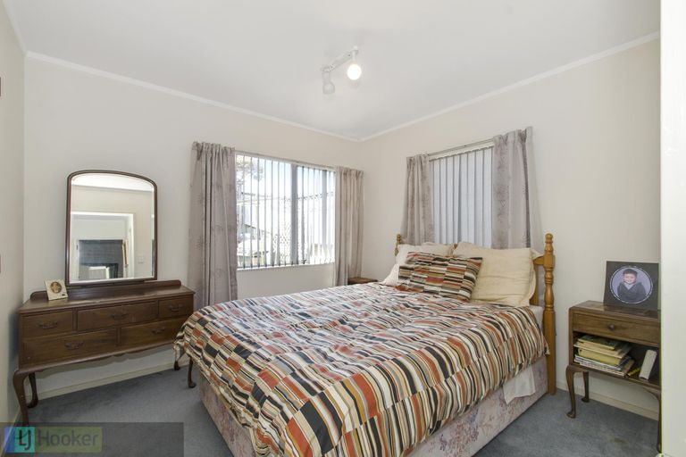 Photo of property in 1/47 Great South Road, Manurewa, Auckland, 2102