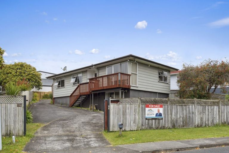Photo of property in 34 Flaxdale Street, Birkdale, Auckland, 0626