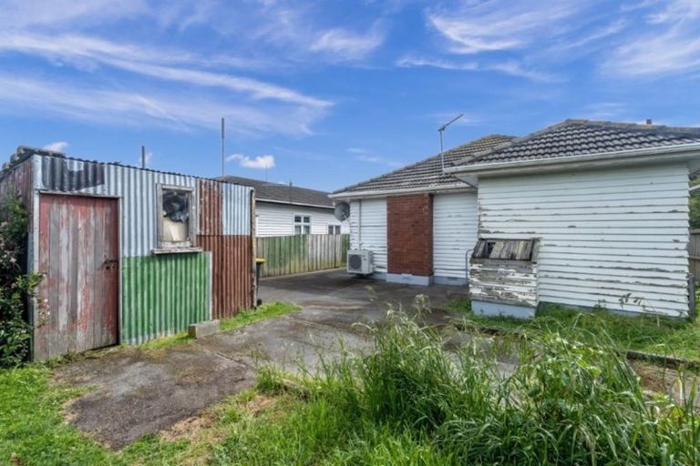 Photo of property in 61 Waltham Road, Sydenham, Christchurch, 8023