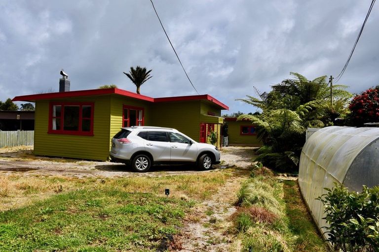 Photo of property in 13 Wharf Road, Karamea, 7893