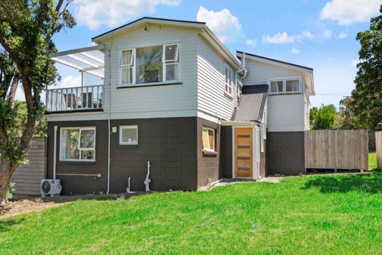 Photo of property in 4 Matai Road, Stanmore Bay, Whangaparaoa, 0932