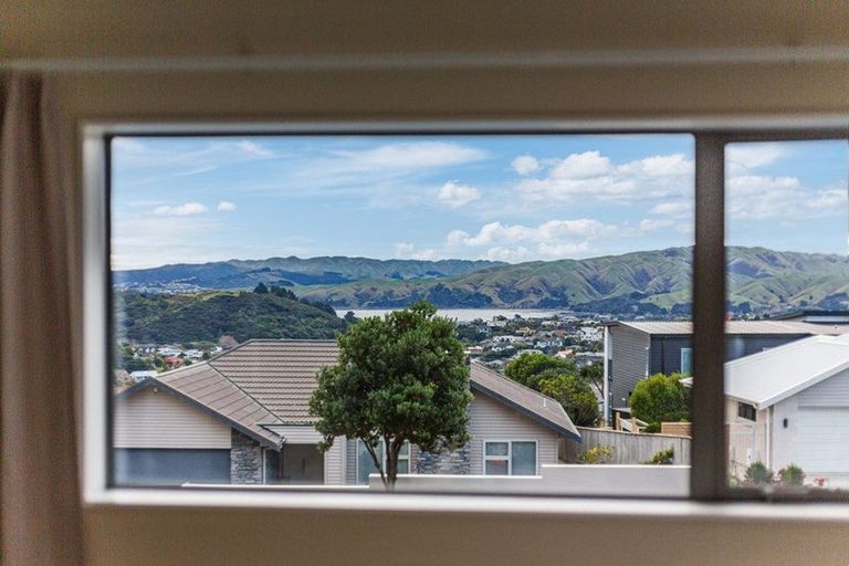 Photo of property in 5 Pacific View, Whitby, Porirua, 5024