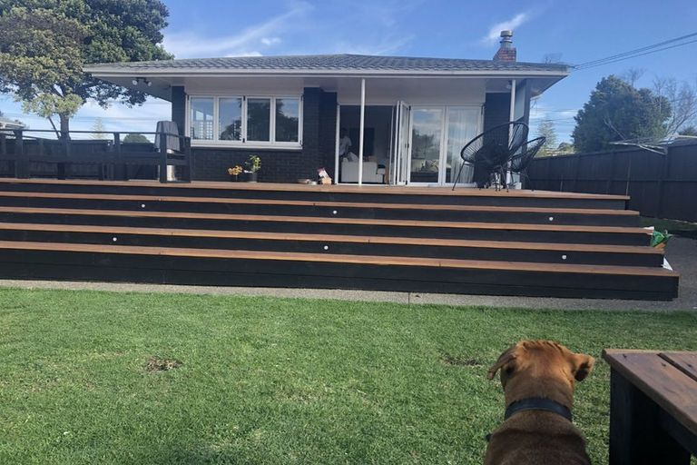 Photo of property in 8 Eskdale Road, Birkdale, Auckland, 0626