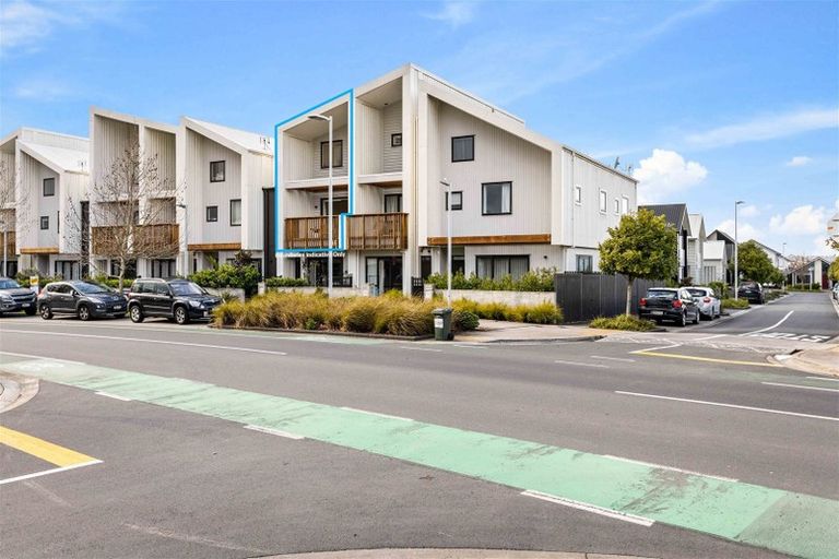 Photo of property in 4 Torea Tai Road, Hobsonville, Auckland, 0616