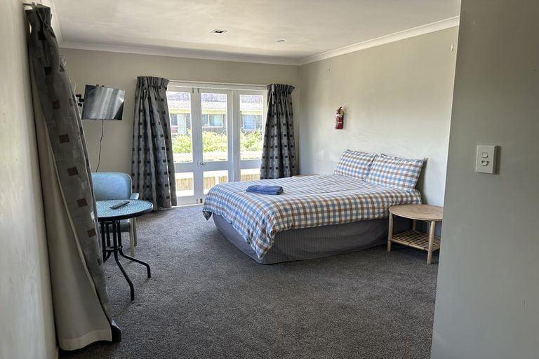 Photo of property in 1/422 Hibiscus Coast Highway, Orewa, 0931