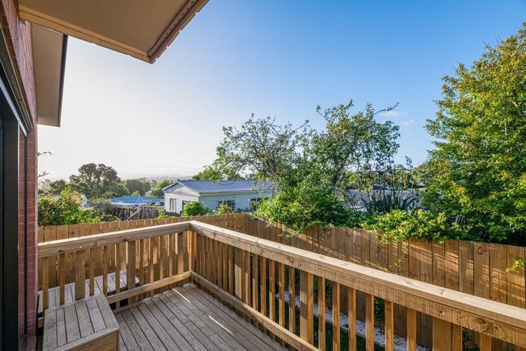 Photo of property in 36c Kaikoura Street, Henderson, Auckland, 0612